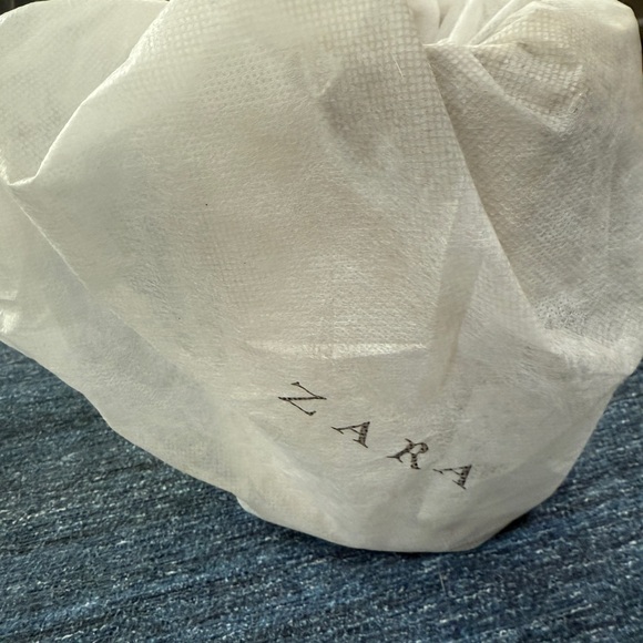 Zara crossbody bucket bag - Picture 15 of 15